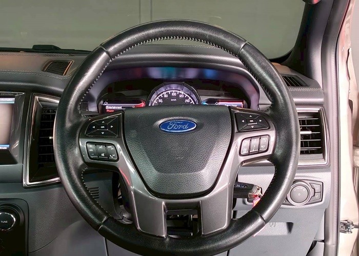 Used 8
                    FORD
                     for Sale Image