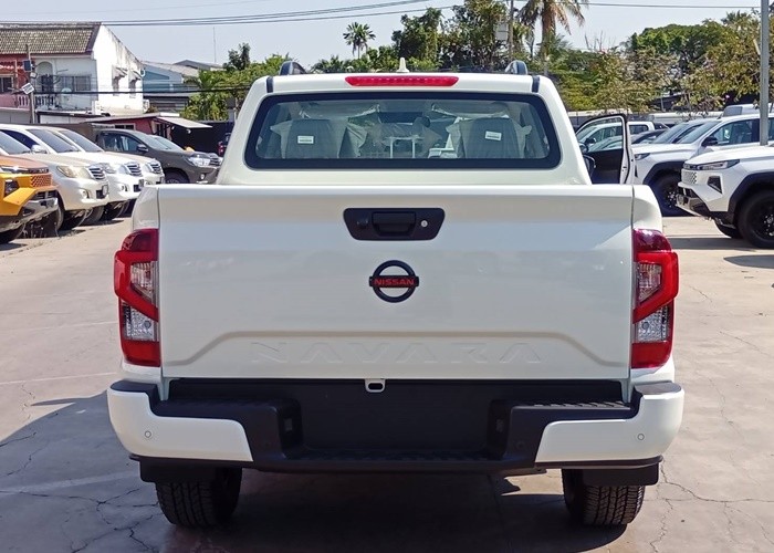 Used 6
                    NISSAN
                     for Sale Image
