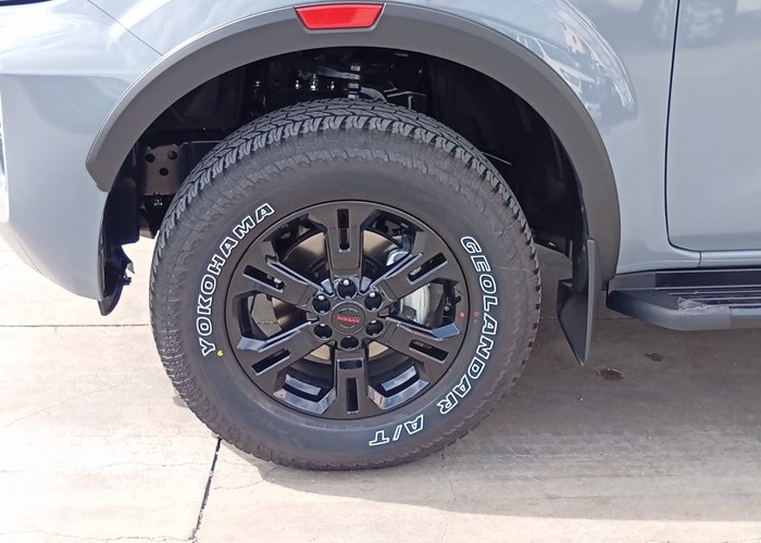 Used 6
                    NISSAN
                     for Sale Image