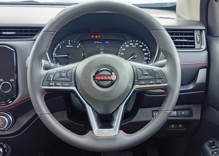 Used 6
                    NISSAN
                     for Sale Image