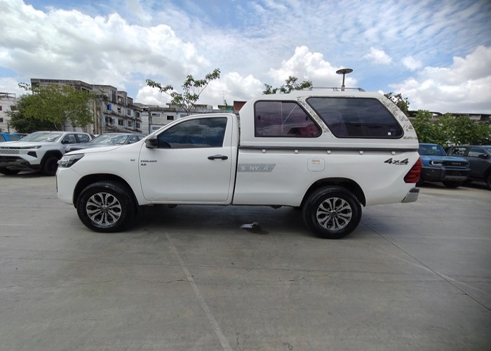 Used 6
                    TOYOTA
                     for Sale Image