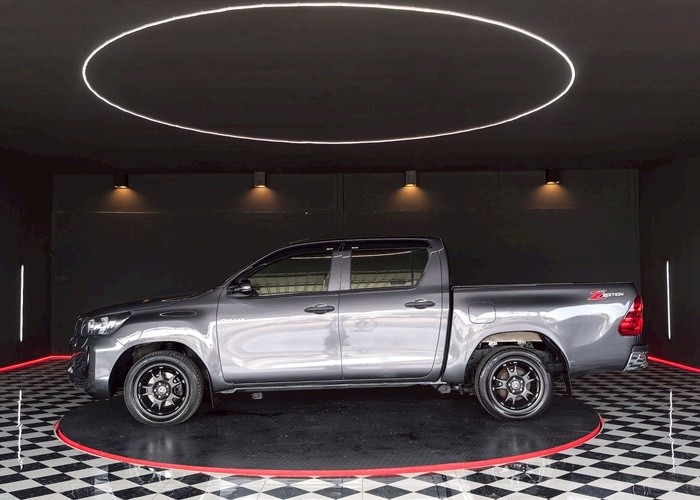 Used 11
                    TOYOTA
                     for Sale Image