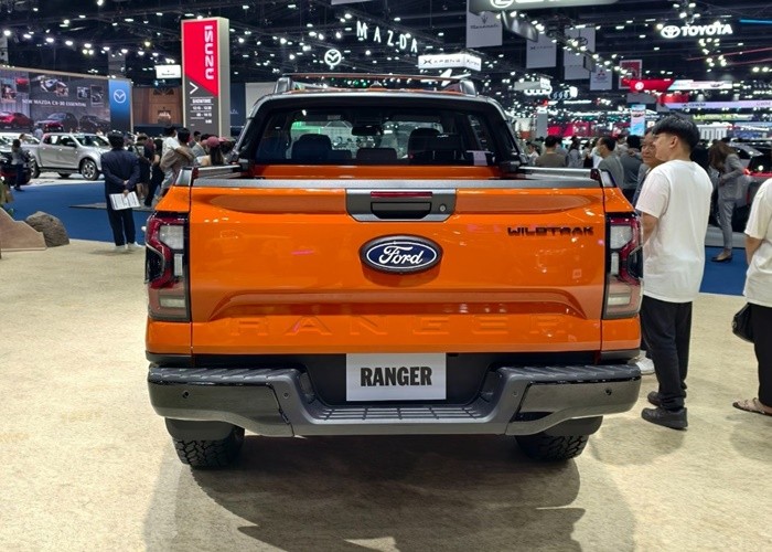 Used 6
                    FORD
                     for Sale Image