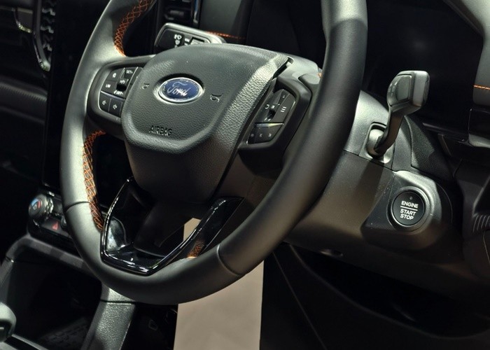 Used 6
                    FORD
                     for Sale Image
