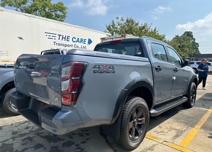 Used 6
                    ISUZU
                     for Sale Image