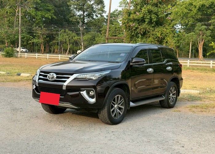 Used 10
                    TOYOTA
                     for Sale Image