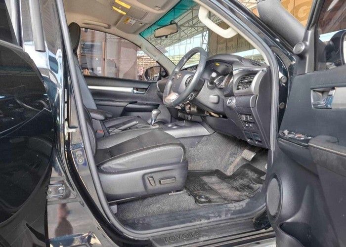 Used 10
                    TOYOTA
                     for Sale Image
