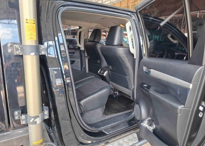 Used 10
                    TOYOTA
                     for Sale Image