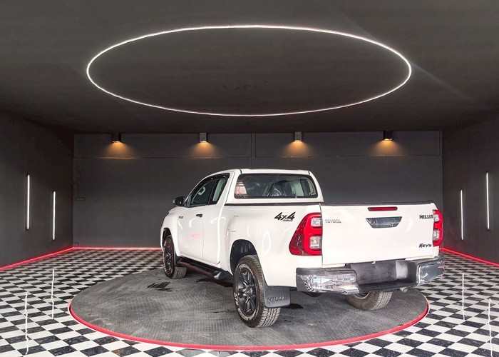 Used 12
                    TOYOTA
                     for Sale Image