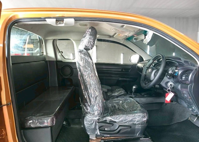 Used 12
                    TOYOTA
                     for Sale Image