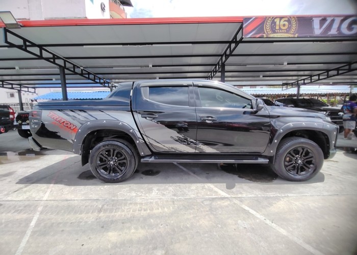 Used 3
                    MITSUBISHI
                     for Sale Image