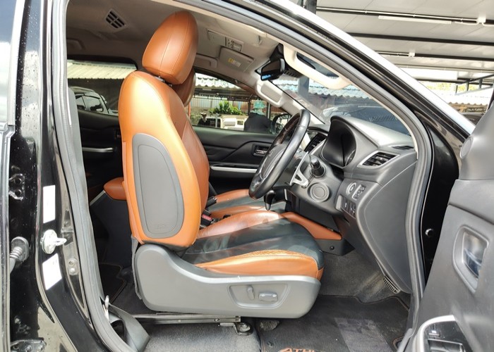 Used 3
                    MITSUBISHI
                     for Sale Image