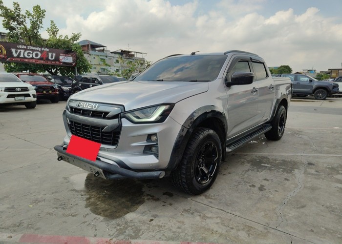 ISUZU
             
                 for Sale for Sale