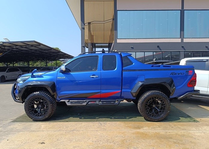 Used 7
                    TOYOTA
                     for Sale Image