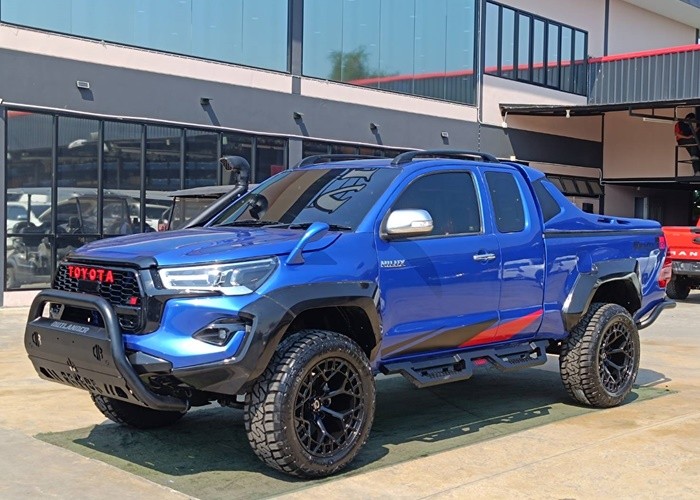 Used 7
                    TOYOTA
                     for Sale Image