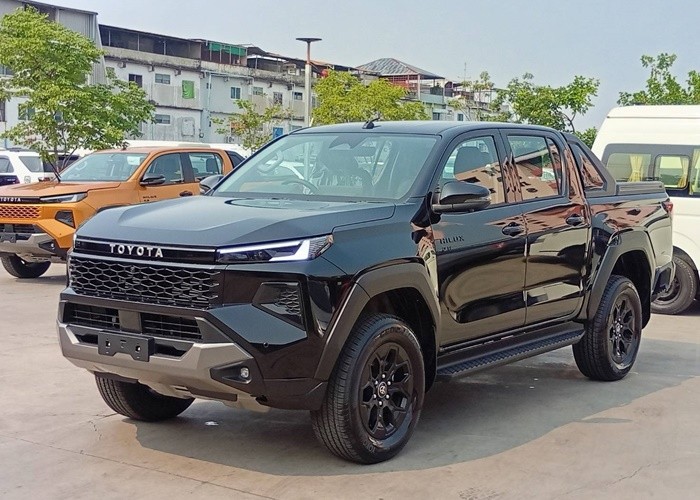 Used 3
                    TOYOTA
                     for Sale Image