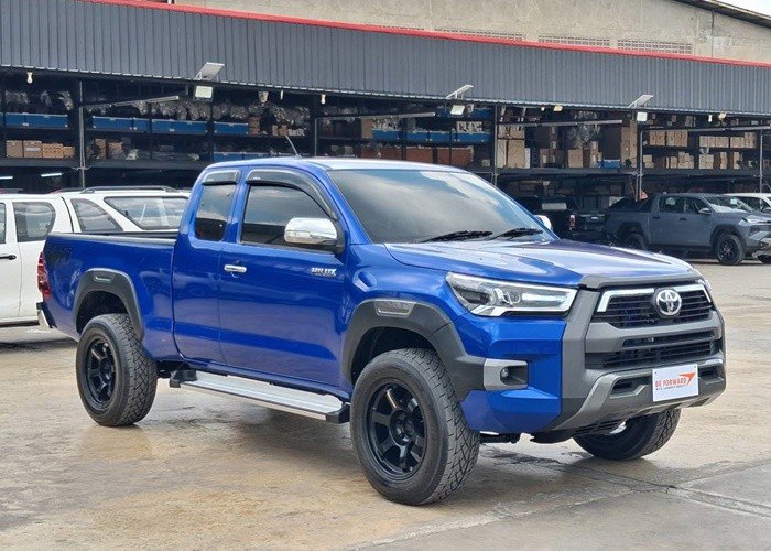 Used 7
                    TOYOTA
                     for Sale Image