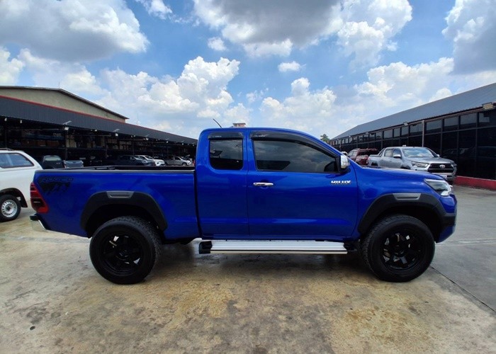 Used 7
                    TOYOTA
                     for Sale Image