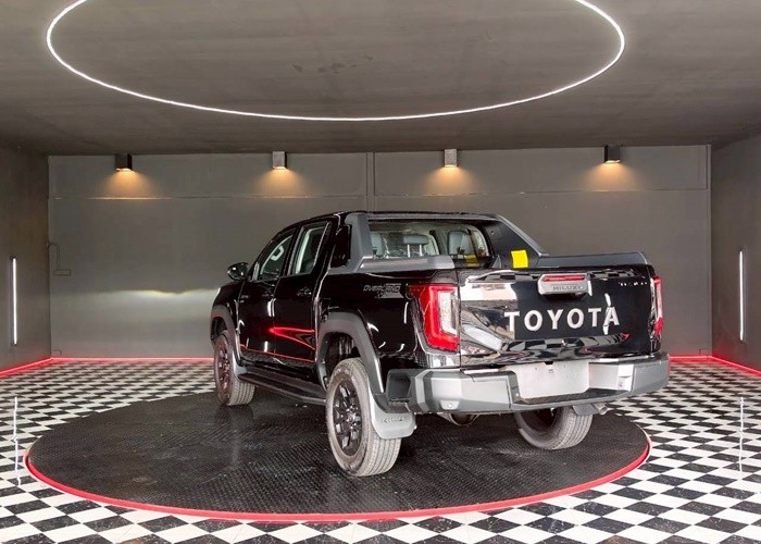 Used 4
                    TOYOTA
                     for Sale Image