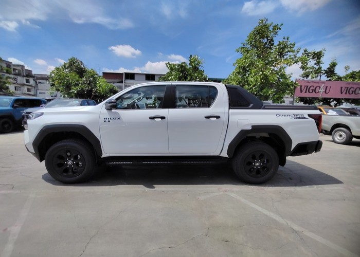 Used 4
                    TOYOTA
                     for Sale Image