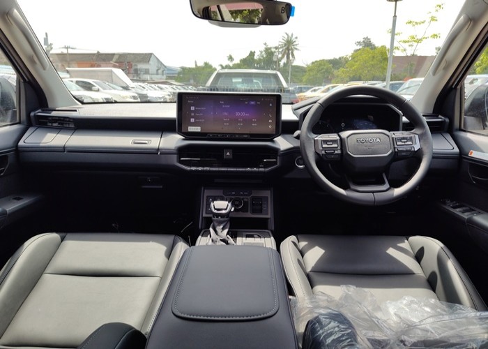 Used 4
                    TOYOTA
                     for Sale Image