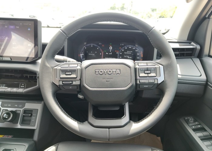 Used 4
                    TOYOTA
                     for Sale Image