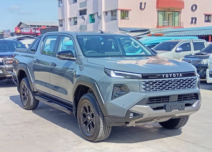 Used 4
                    TOYOTA
                     for Sale Image