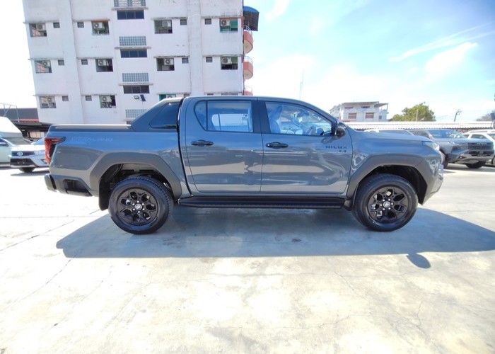 Used 5
                    TOYOTA
                     for Sale Image