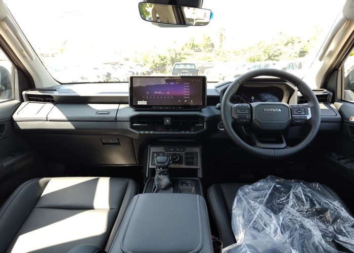 Used 5
                    TOYOTA
                     for Sale Image