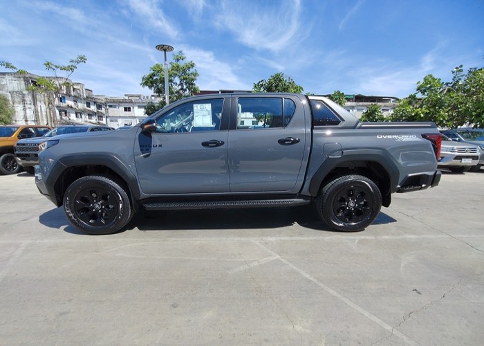Used 5
                    TOYOTA
                     for Sale Image