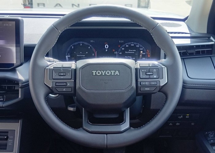 Used 5
                    TOYOTA
                     for Sale Image