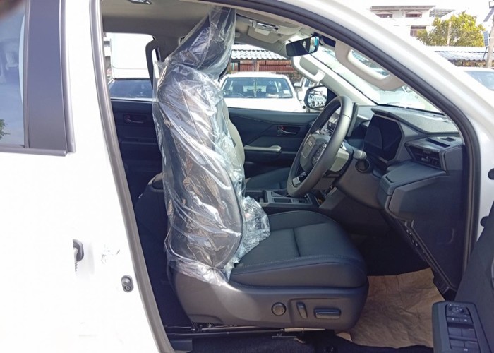 Used 5
                    TOYOTA
                     for Sale Image
