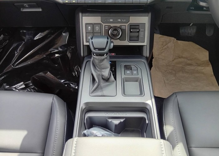 Used 5
                    TOYOTA
                     for Sale Image