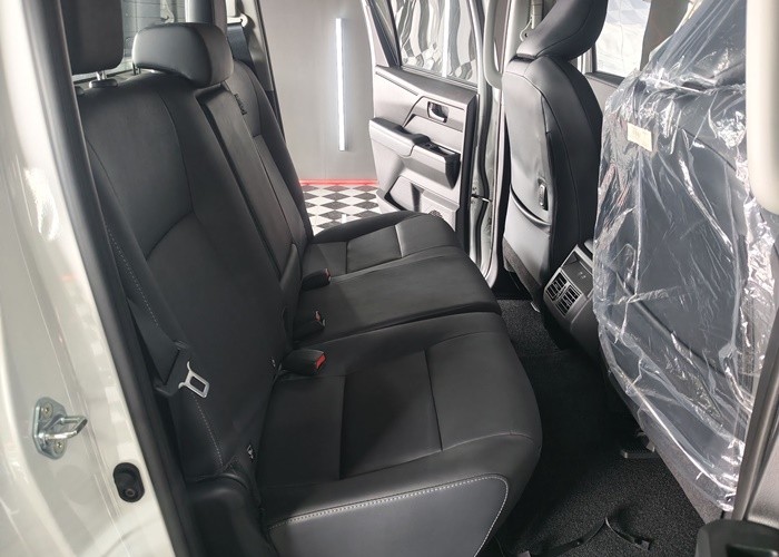 Used 5
                    TOYOTA
                     for Sale Image