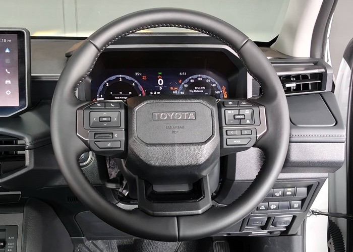 Used 5
                    TOYOTA
                     for Sale Image