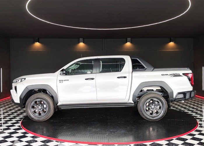 Used 5
                    TOYOTA
                     for Sale Image