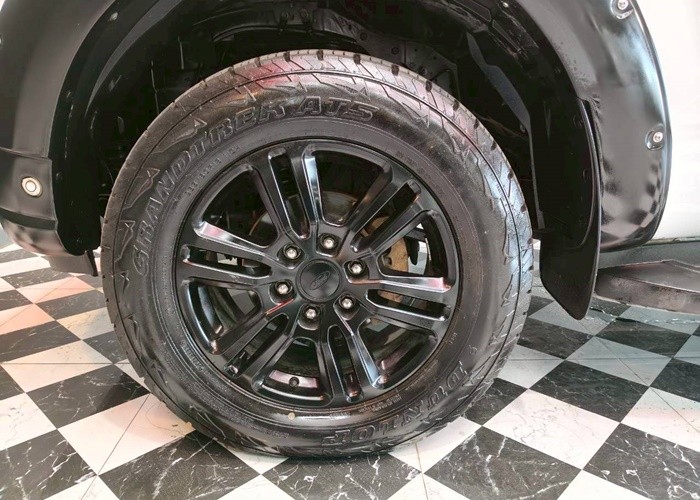 Used 6
                    FORD
                     for Sale Image