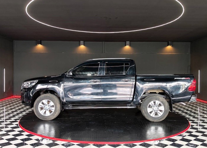 Used 8
                    TOYOTA
                     for Sale Image