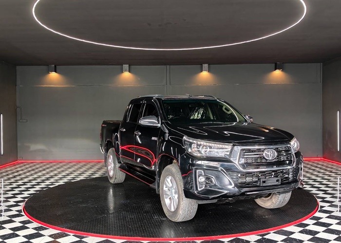 Used 8
                    TOYOTA
                     for Sale Image