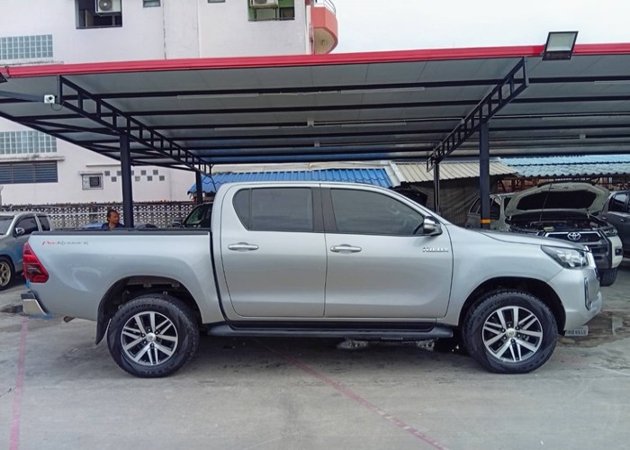 Used 7
                    TOYOTA
                     for Sale Image