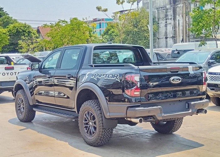 Used 6
                    FORD
                     for Sale Image