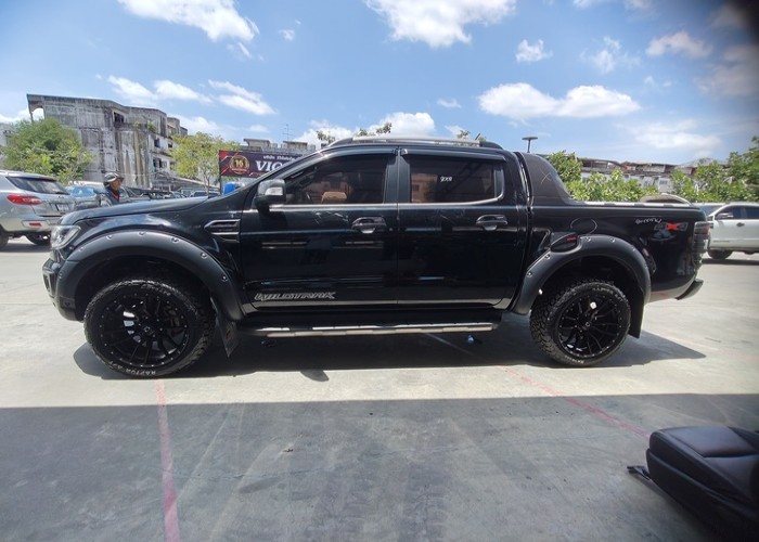 Used 10
                    FORD
                     for Sale Image
