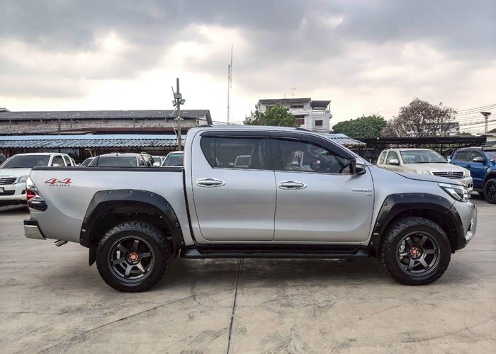 Used 10
                    TOYOTA
                     for Sale Image