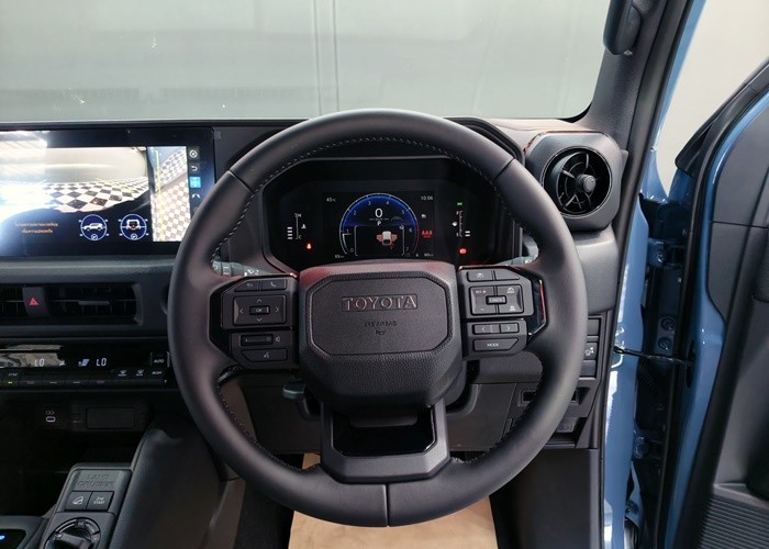 Used 5
                    TOYOTA
                     for Sale Image