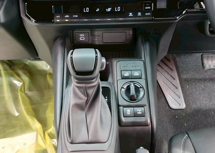 Used 5
                    TOYOTA
                     for Sale Image