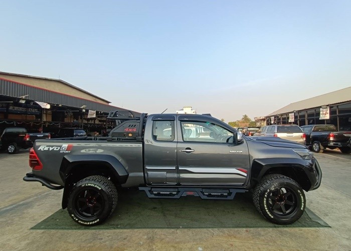 Used 7
                    TOYOTA
                     for Sale Image