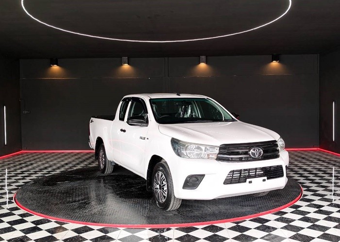 Used 5
                    TOYOTA
                     for Sale Image