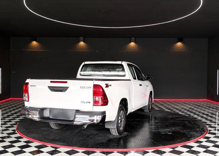 Used 5
                    TOYOTA
                     for Sale Image