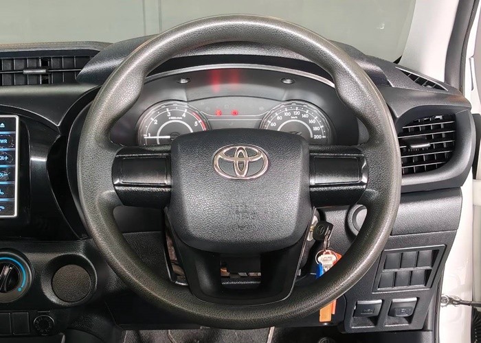 Used 5
                    TOYOTA
                     for Sale Image