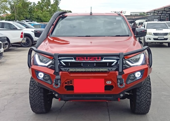 Used 8
                    ISUZU
                     for Sale Image